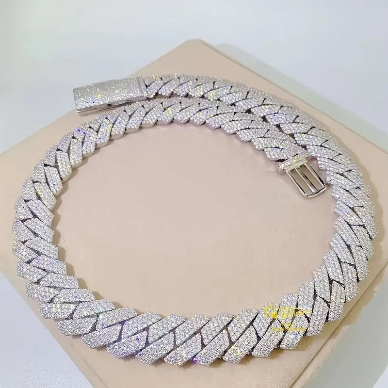 Men’s Cuban Chain Necklace – 925 Silver Moissanite Ice