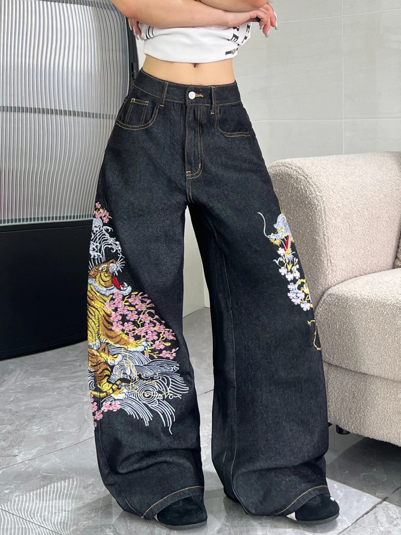 Women’s Retro Embroidered Wide-Leg Jeans Streetwear